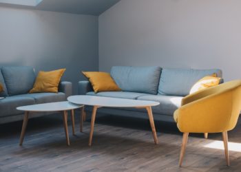 Poduszki dekoracyjne — poznaj 3 modele, które odmienią każde wnętrze