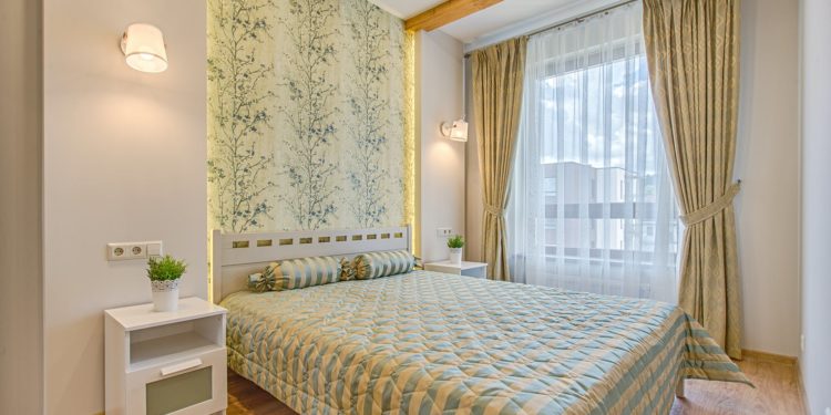 Gotowe firany – dlaczego warto z nich skorzystać