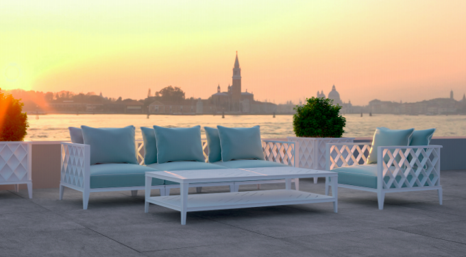 Funkcjonalne rozwiązanie w zestawach mebli ogrodowych – tkaniny outdorowe na meble na zewnątrz