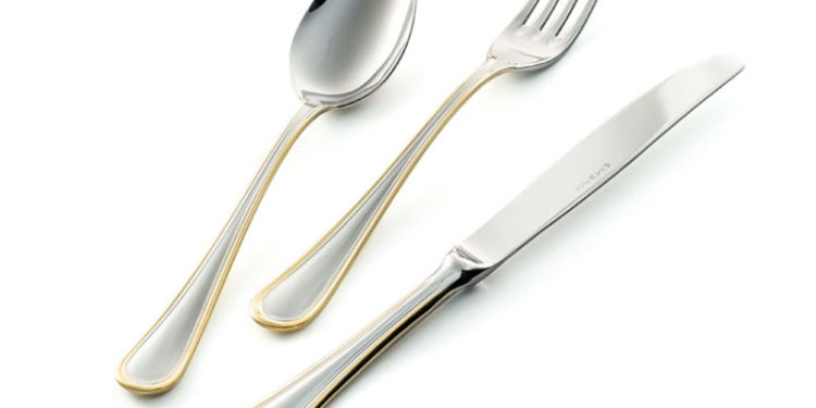 Czym się kierować przy wyborze kompletu sztućców?