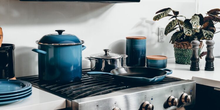 Patelnie nieprzywierające – co musimy wiedzieć?