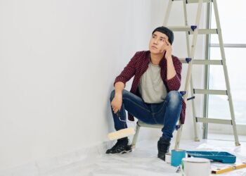 Jak Malować Ściany – Natryskowo Czy Wałkiem?