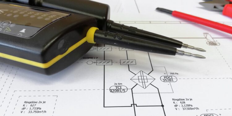 Miernik uniwersalny – przyda się każdemu majsterkowiczowi