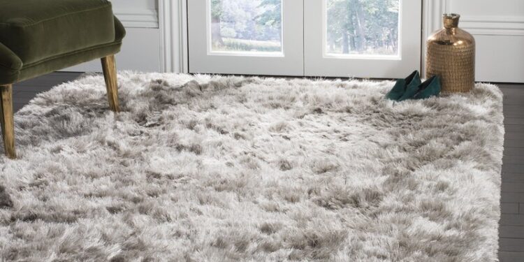 W jakich wnętrzach sprawdzą się dywany z długim włosiem?