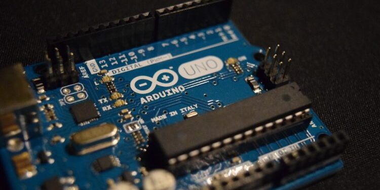 Płytki rozwojowe Arduino – funkcje, o których warto pamięć