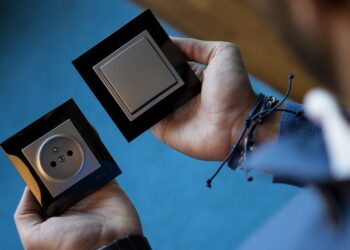 Osprzęt elektryczny Kontakt Simon. Wiedza i doświadczenie