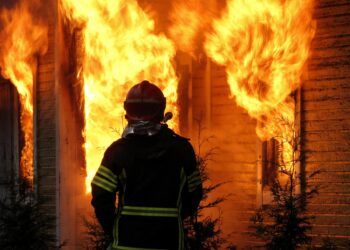 Jak uzyskać odszkodowanie po pożarze?