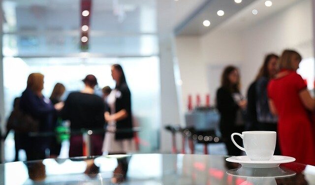 Wybierz odpowiedni stół konferencyjny!