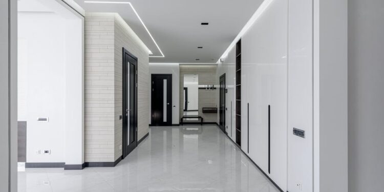Nowoczesny i stylowy salon — listwy oświetleniowe LED