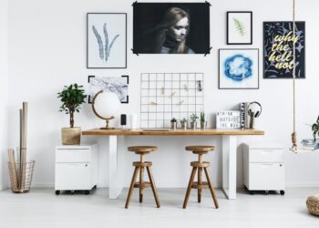 Szukając odpowiedniego biurka do gabinetu… – jak wybrać najlepsze dla siebie?