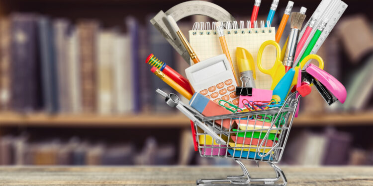 Zaopatrzenie biura, plecaka i domu – niezbędnik