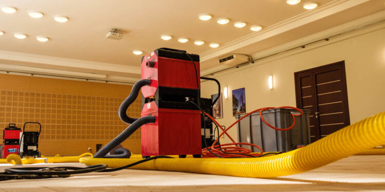 Kiedy należy wykonać osuszanie podposadzkowe?