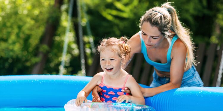 Basen ogrodowy – poznaj rodzaje dostępne na rynku