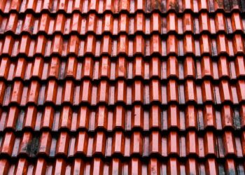 Jak wybrać dobrego dekarza w Warszawie?