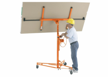 Podnośniki do płyt gipsowych – jak mogą zrewolucjonizować proces budowy?