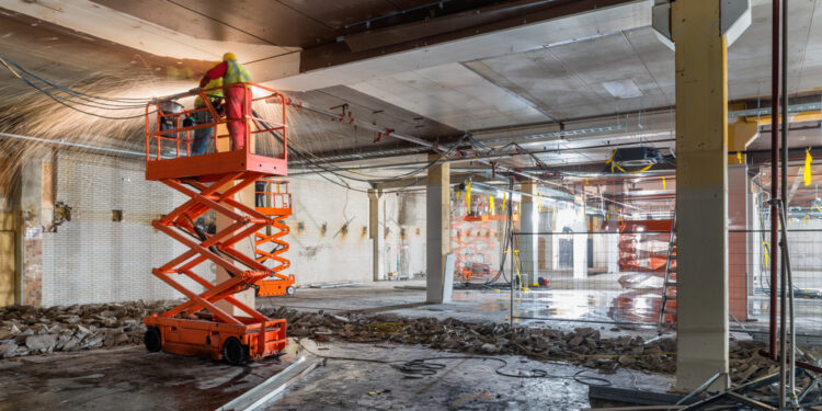 Poznaj szeroki wachlarz możliwości podnośnika nożycowego