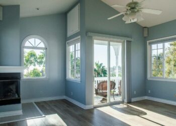 okna aluminiowe w domu jednorodzinnym