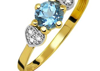 Ten wyjątkowy moment. Jak wybrać idealny pierścionek zaręczynowy i kiedy najlepiej go wręczyć? 1