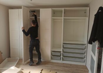 samodzielne składanie mebli