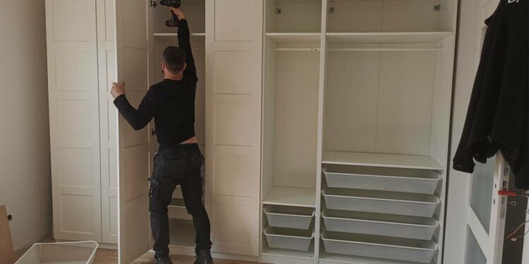 samodzielne składanie mebli