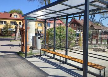 Jakie powinny być wiaty przystankowe