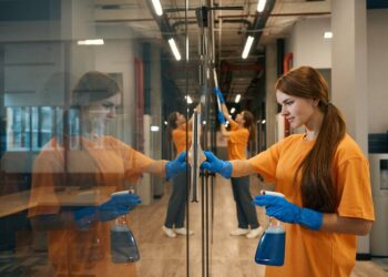 firma sprzątająca apa group