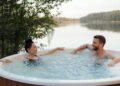 jacuzzi w ogrodzie