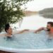 jacuzzi w ogrodzie