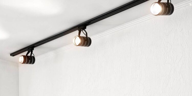 Lampy na szynach