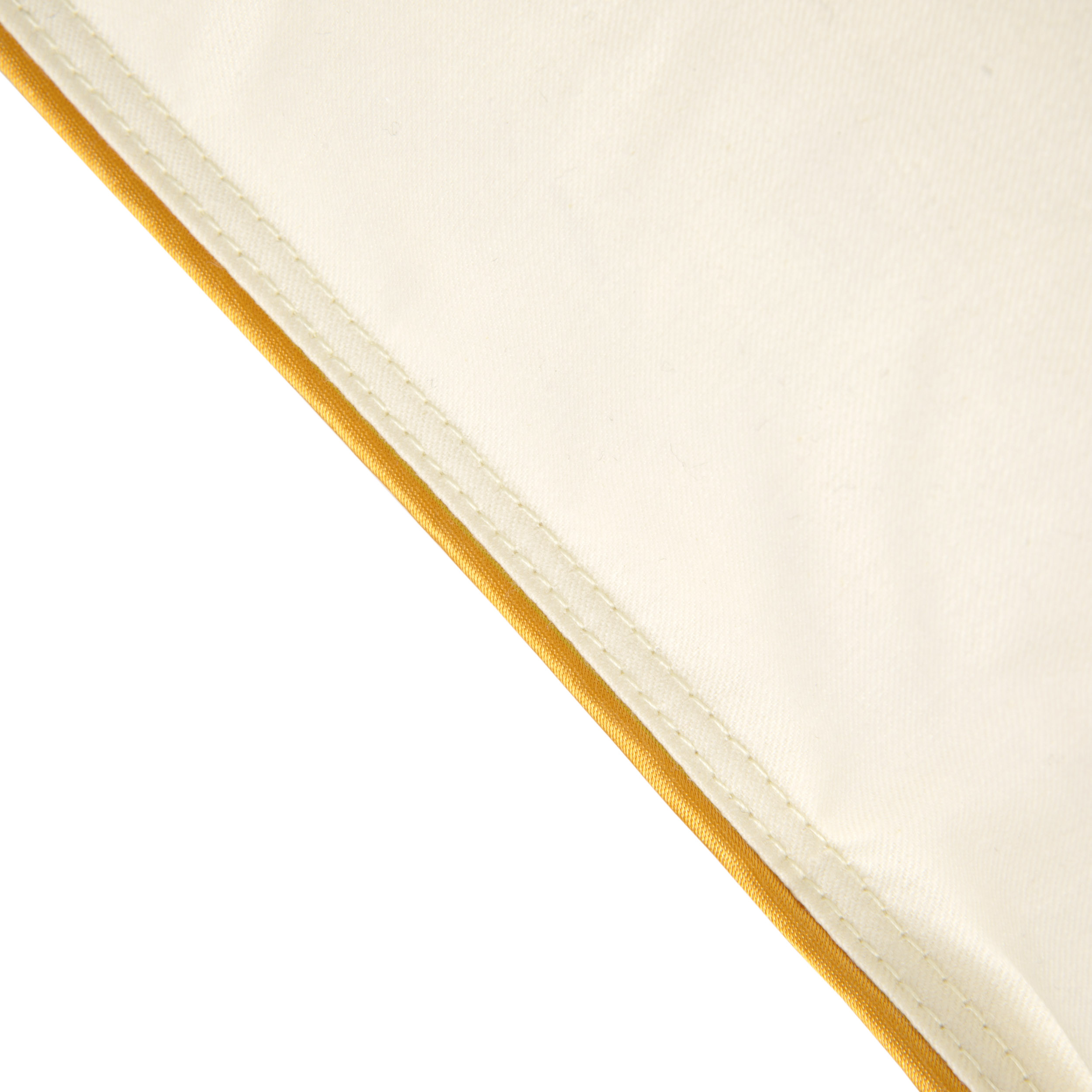 Jak wybrać najlepsze poduszki i kołdry dla komfortowego snu 12