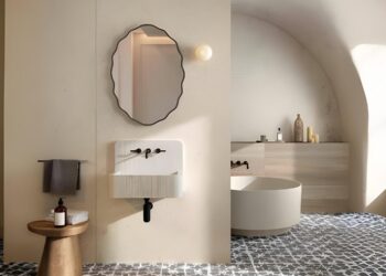 Dlaczego kobiety kochają lustra LED od marki Lustro w ramie? Sprawdzamy hity sezonu