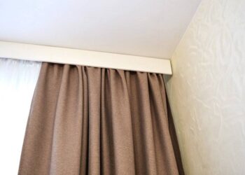 maskownica do karnisza