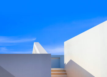 Minimalizm i funkcjonalność - trendy w architekturze mieszkaniowej